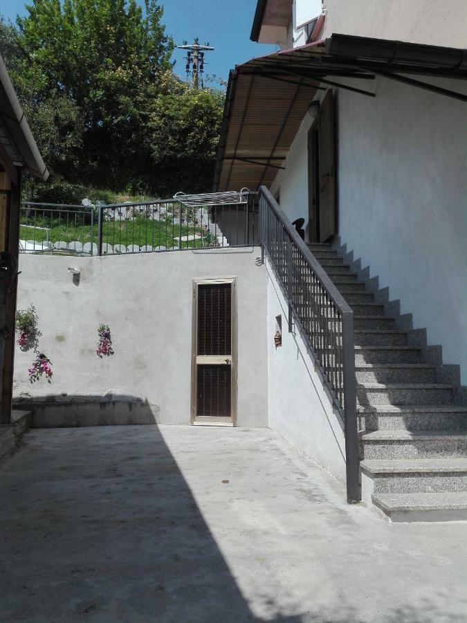 Appartamento Trifoglio Salo Exterior photo